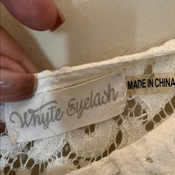 Chic Lace Peplum Bodysuit - Cream - Picture 2 of 2